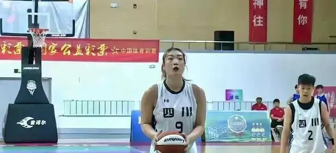 的关注, 女篮国家队, 提速和三分