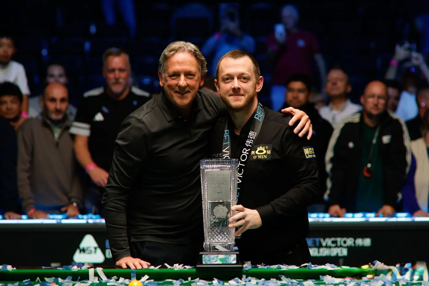 晚场我只是, 比赛